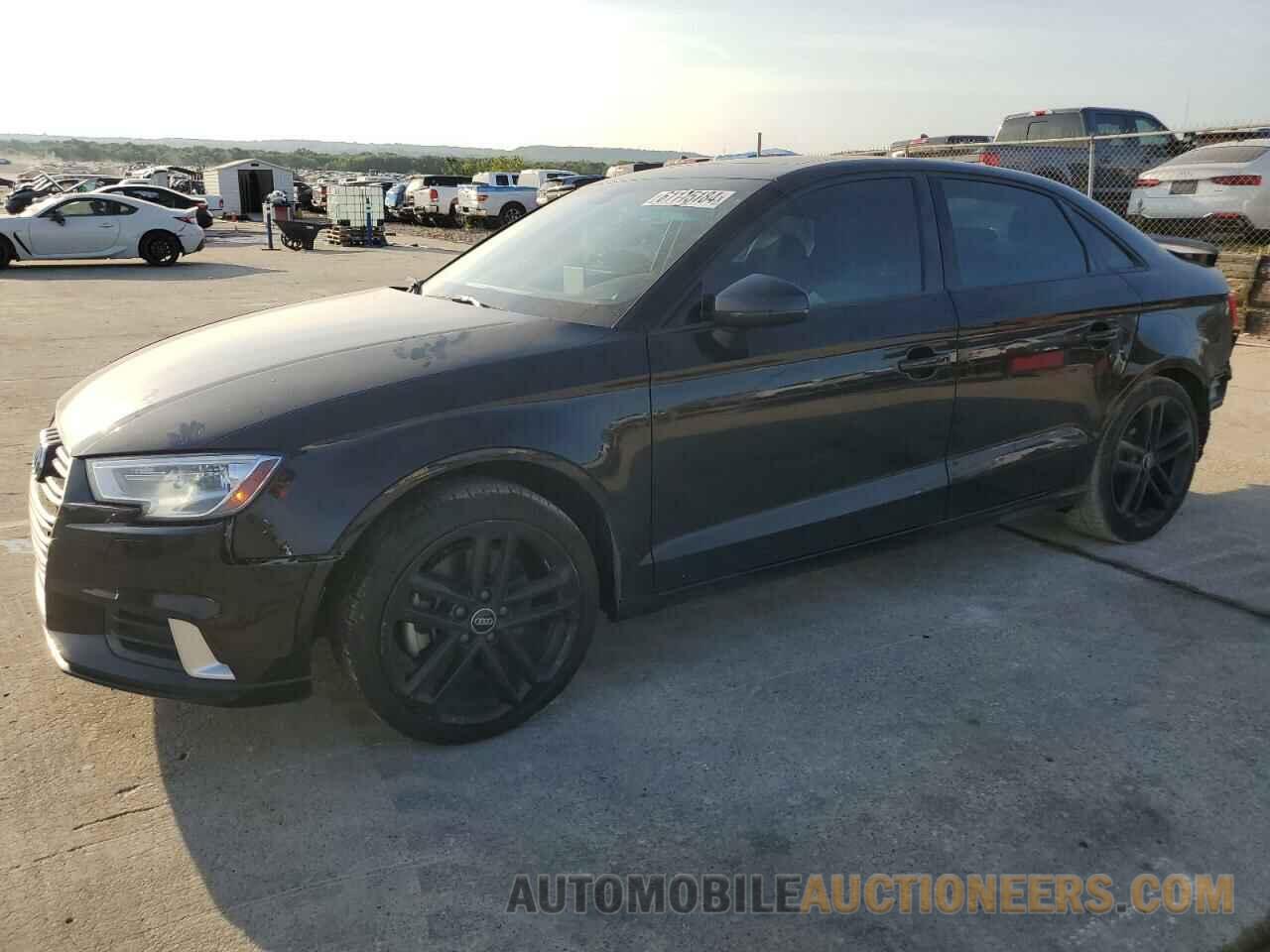 WAUAUGFF3J1092839 AUDI A3 2018