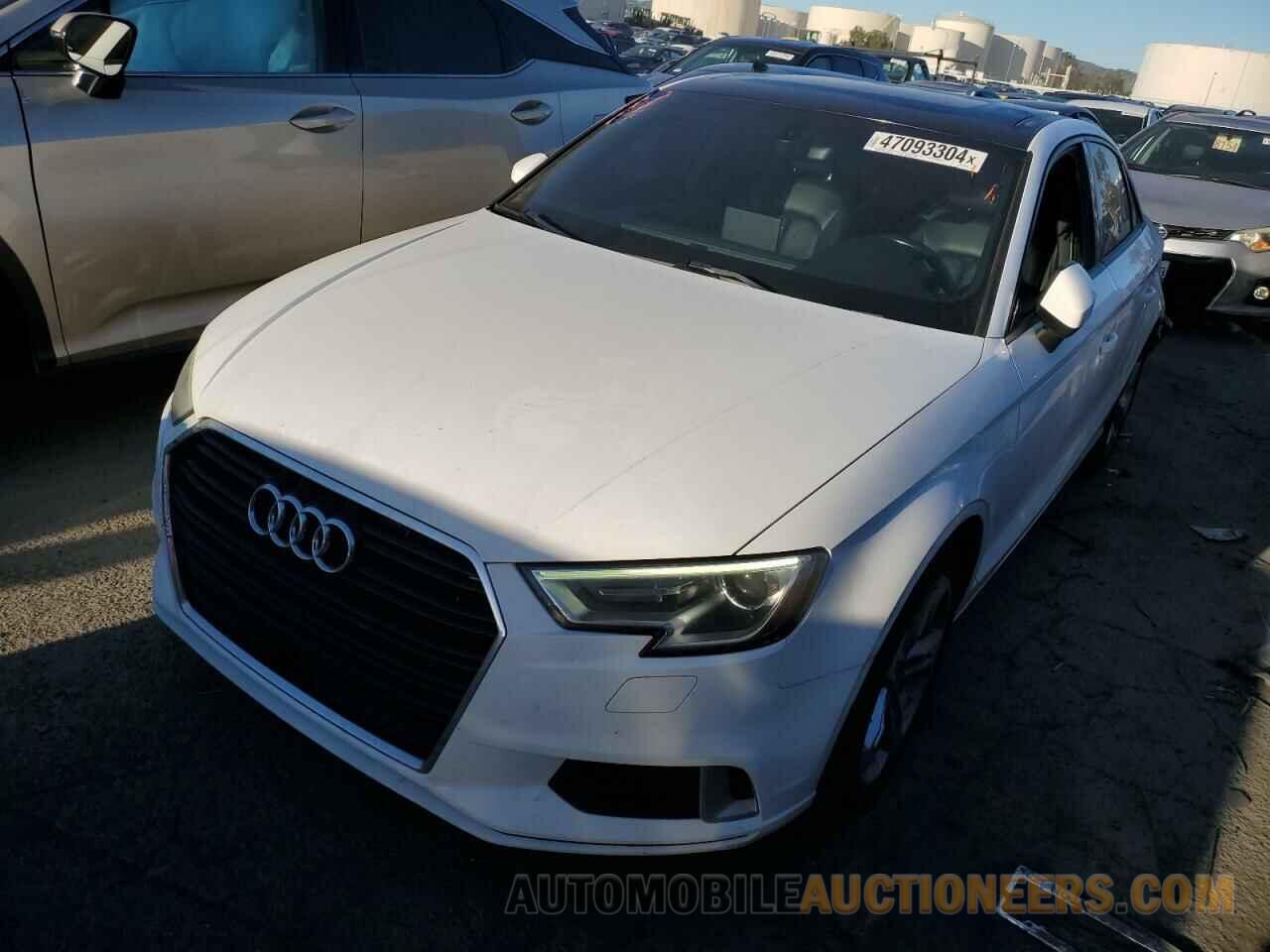 WAUAUGFF4H1039996 AUDI A3 2017