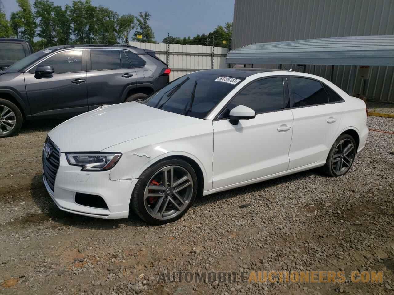 WAUAUGFF4H1051601 AUDI A3 2017