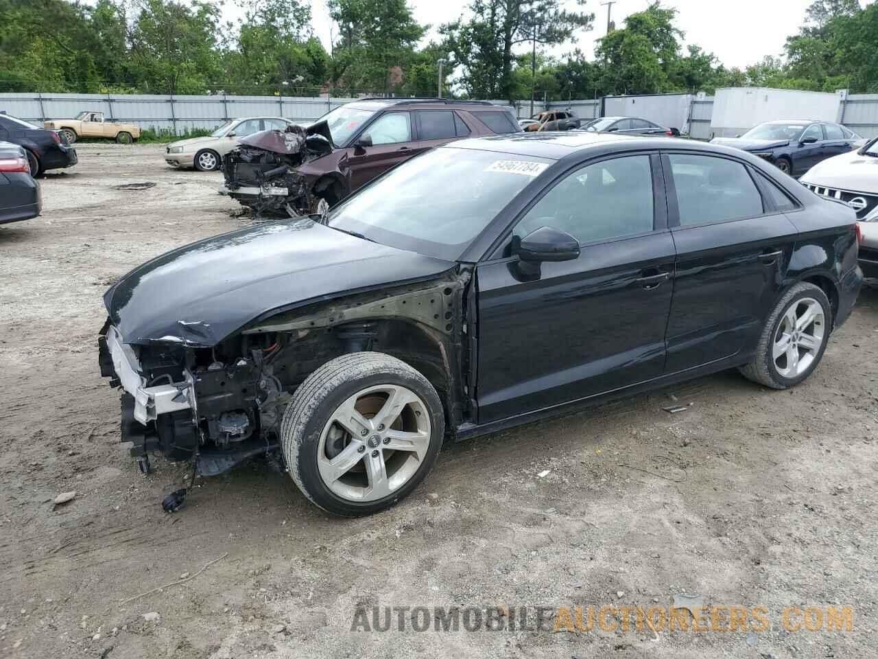 WAUAUGFF4H1075011 AUDI A3 2017