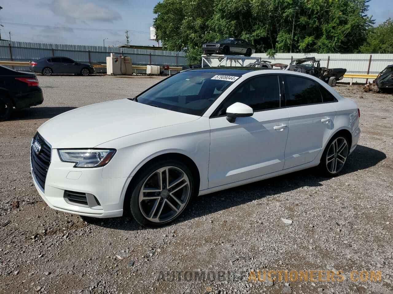 WAUAUGFF4J1033587 AUDI A3 2018