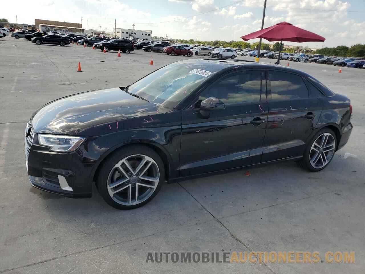 WAUAUGFF4J1043875 AUDI A3 2018