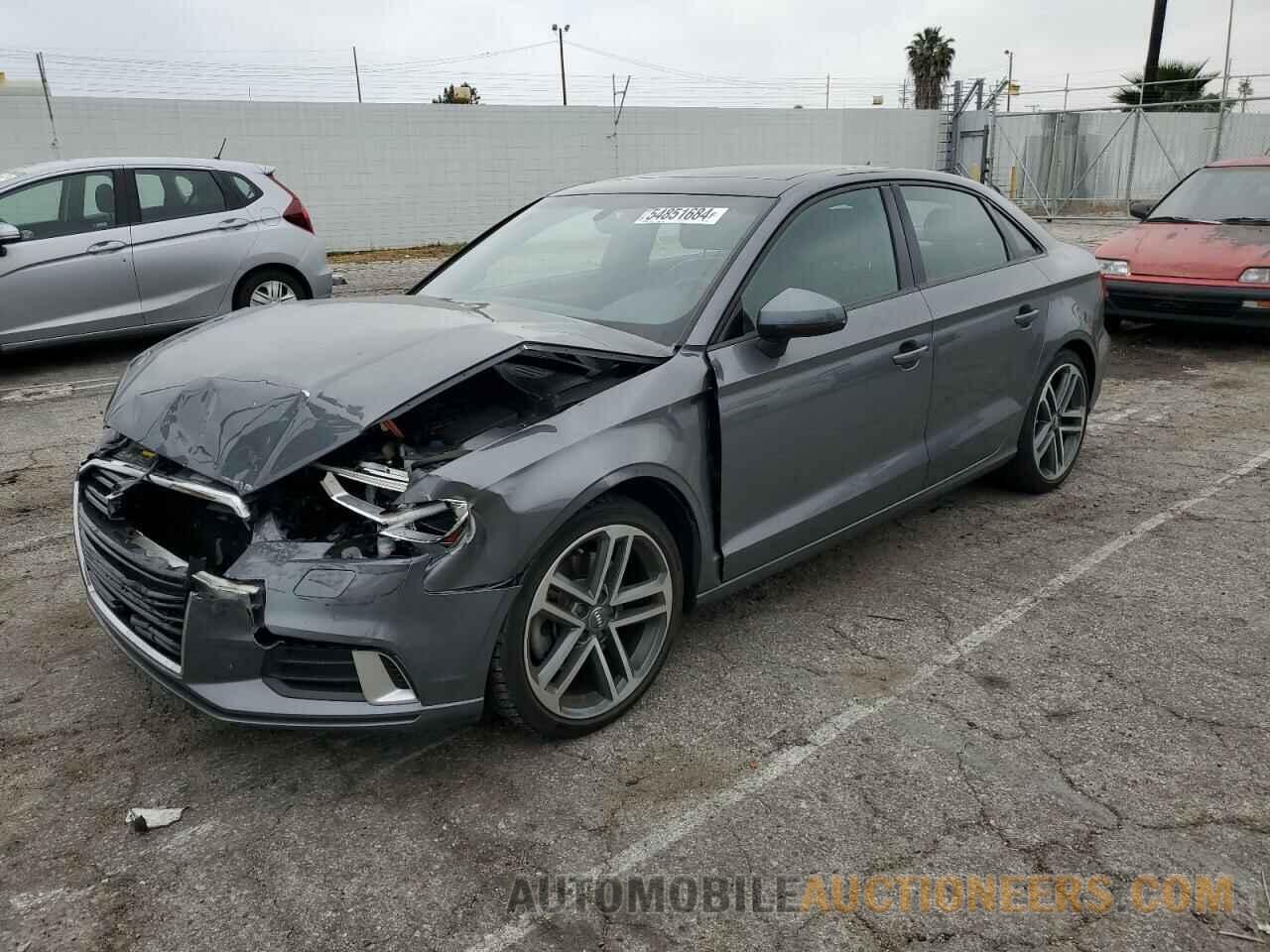 WAUAUGFF4J1062832 AUDI A3 2018