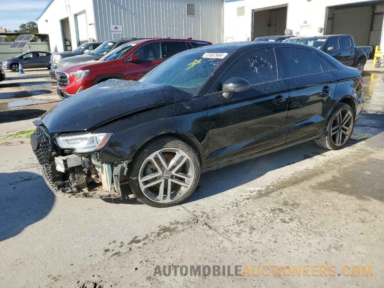 WAUAUGFF5H1028196 AUDI A3 2017