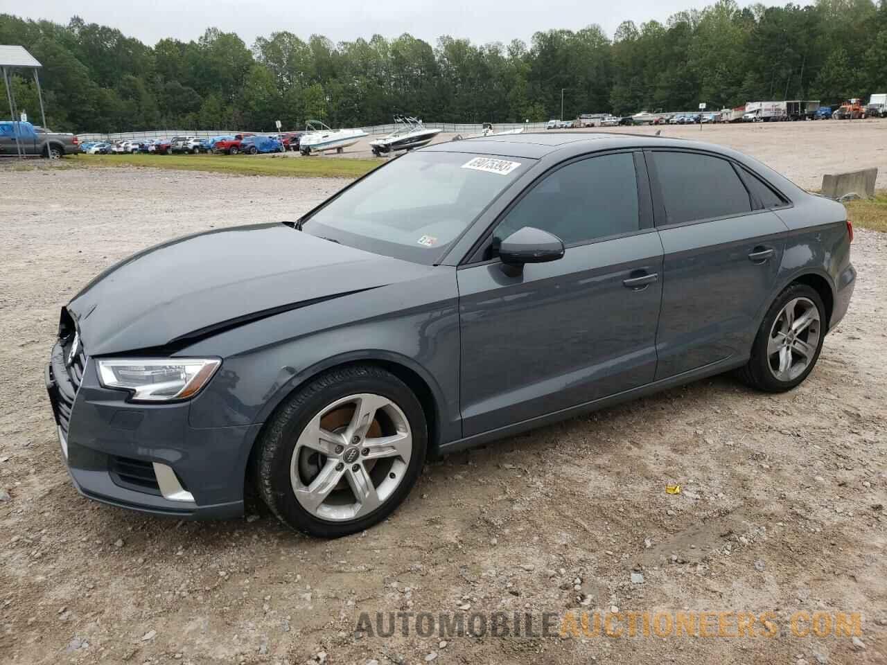 WAUAUGFF5H1043054 AUDI A3 2017