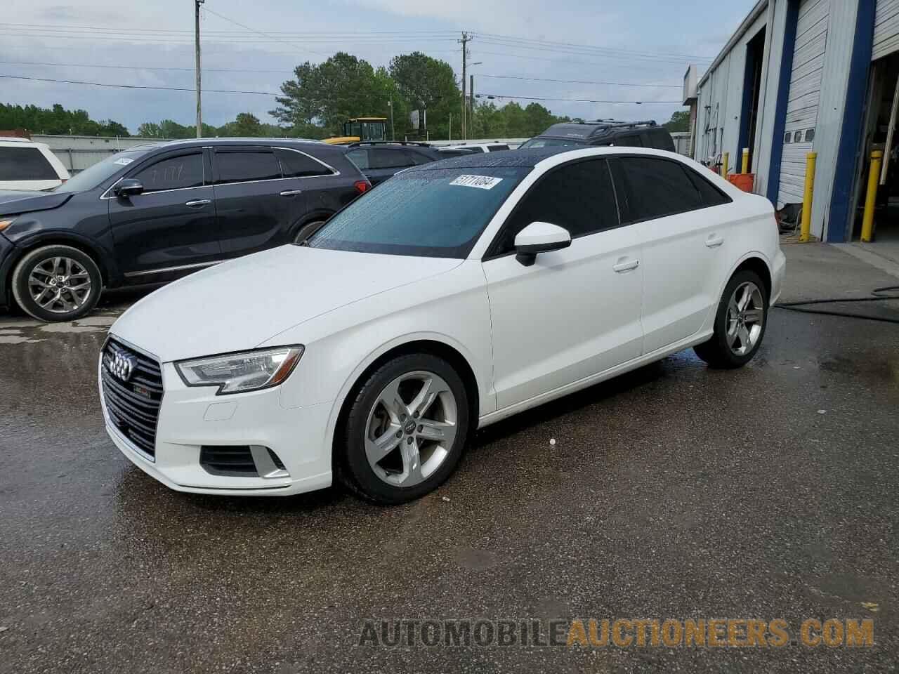 WAUAUGFF5H1043295 AUDI A3 2017