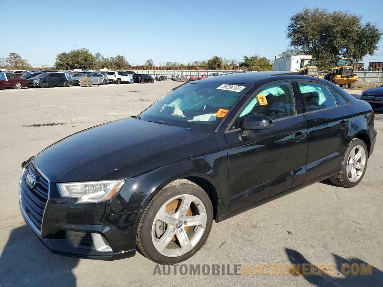 WAUAUGFF5H1073851 AUDI A3 2017