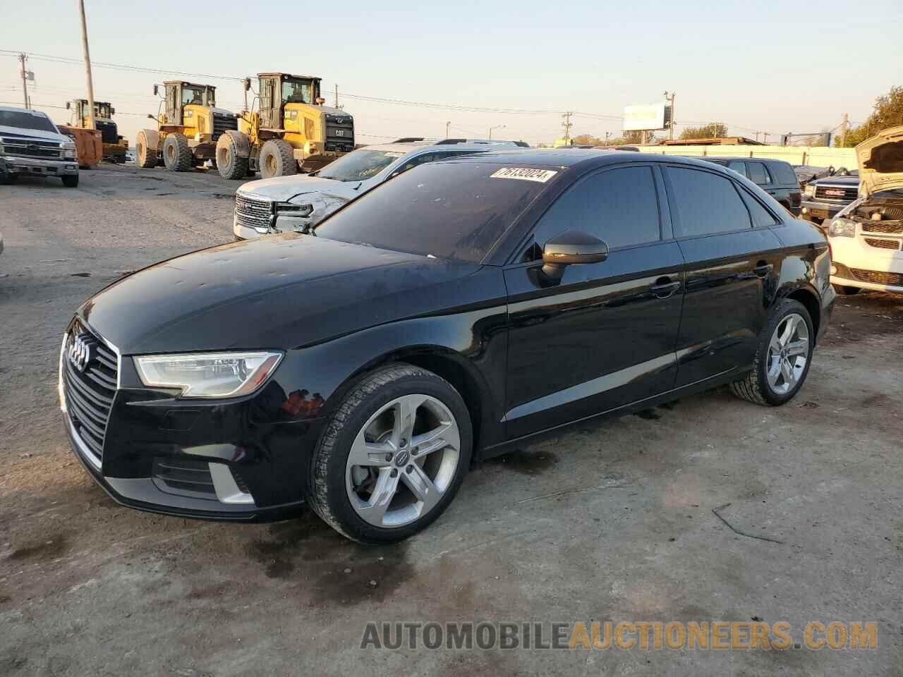 WAUAUGFF6H1075639 AUDI A3 2017