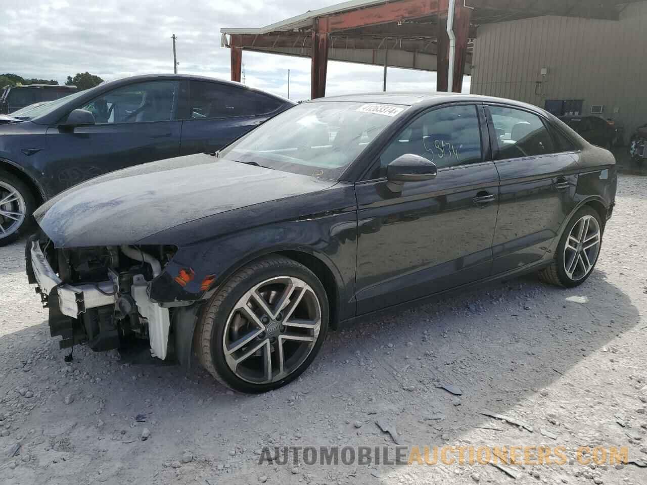 WAUAUGFF6KA115886 AUDI A3 2019