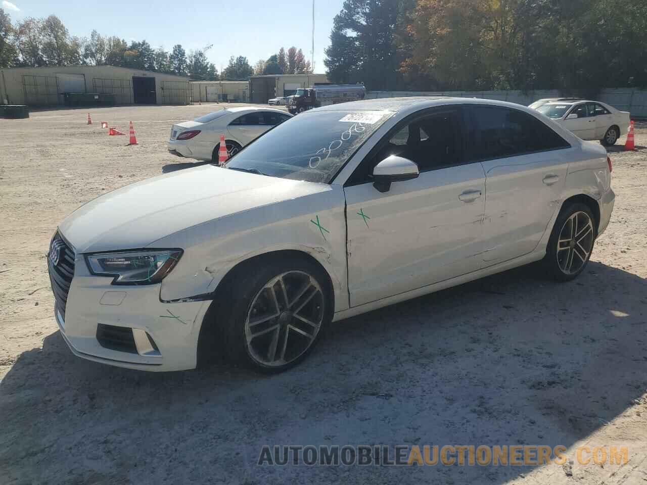 WAUAUGFF7H1030080 AUDI A3 2017