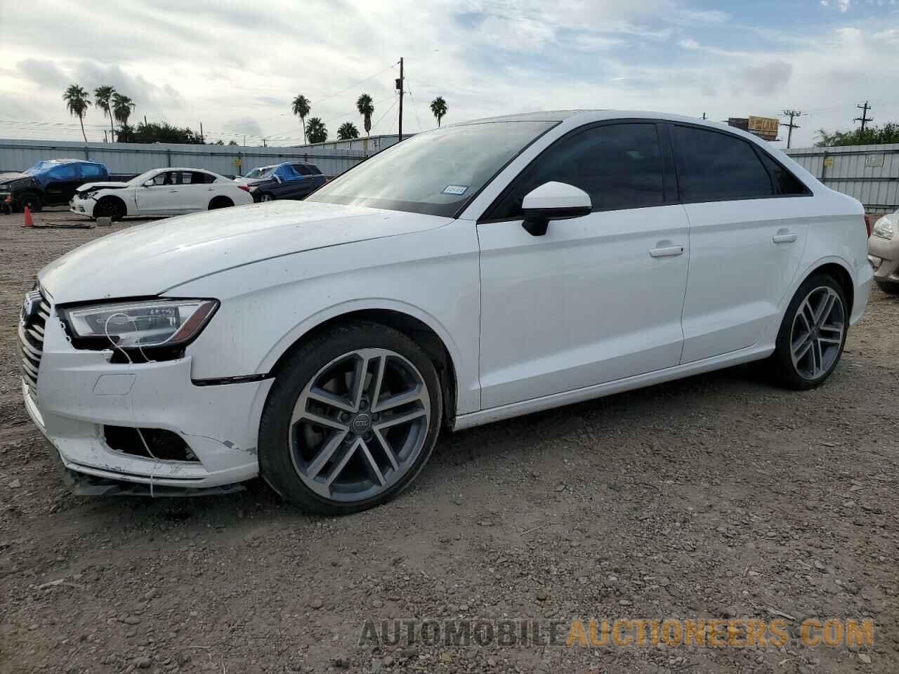 WAUAUGFF7J1024673 AUDI A3 2018