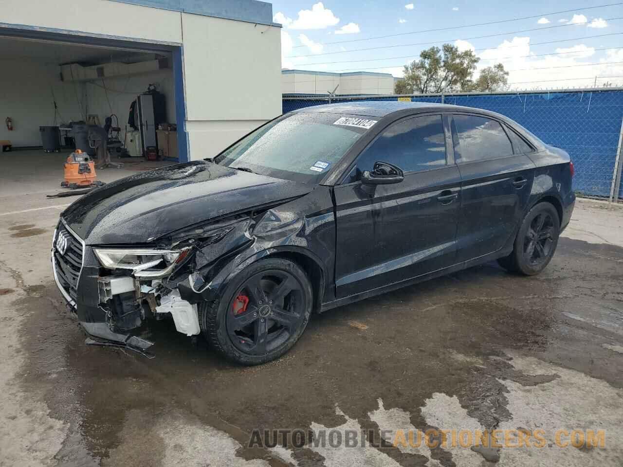 WAUAUGFF8H1036373 AUDI A3 2017