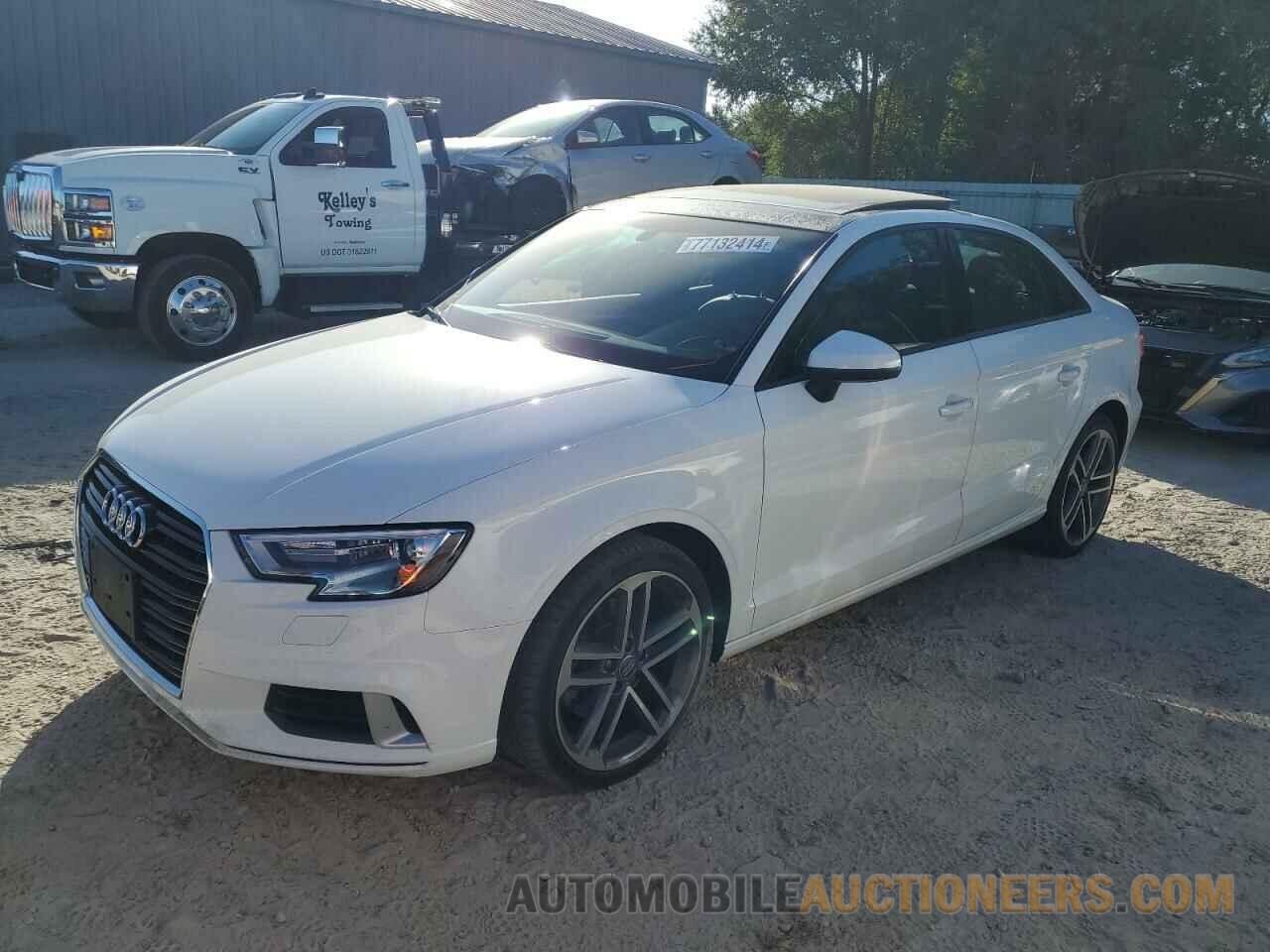 WAUAUGFF8J1037030 AUDI A3 2018