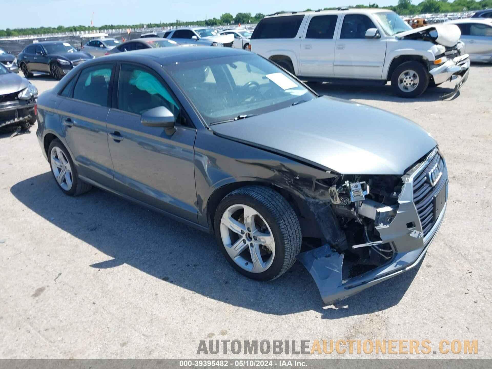 WAUAUGFF8J1044320 AUDI A3 2018