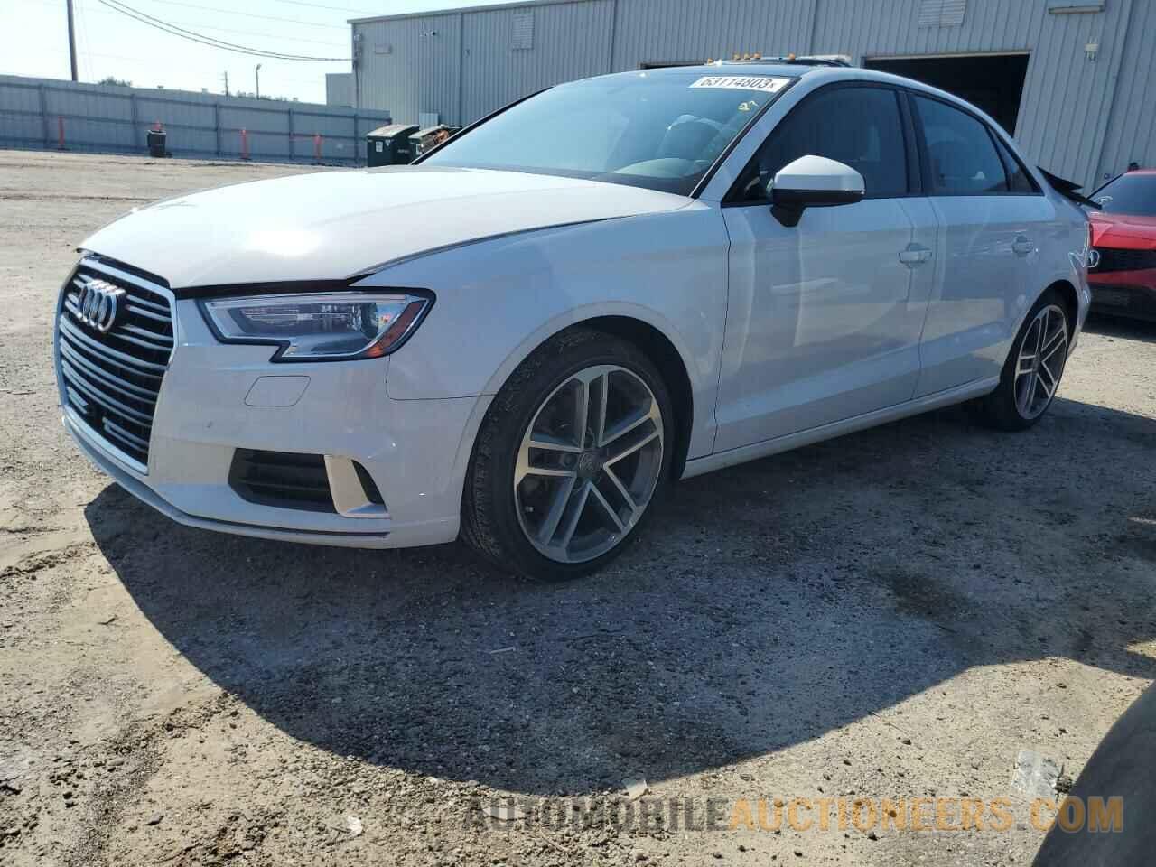 WAUAUGFF8J1068990 AUDI A3 2018