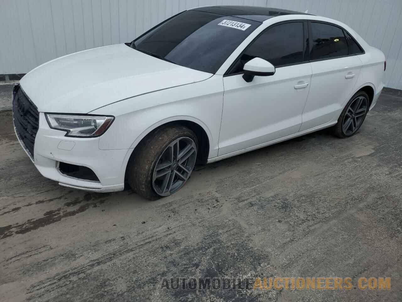 WAUAUGFF8J1086163 AUDI A3 2018