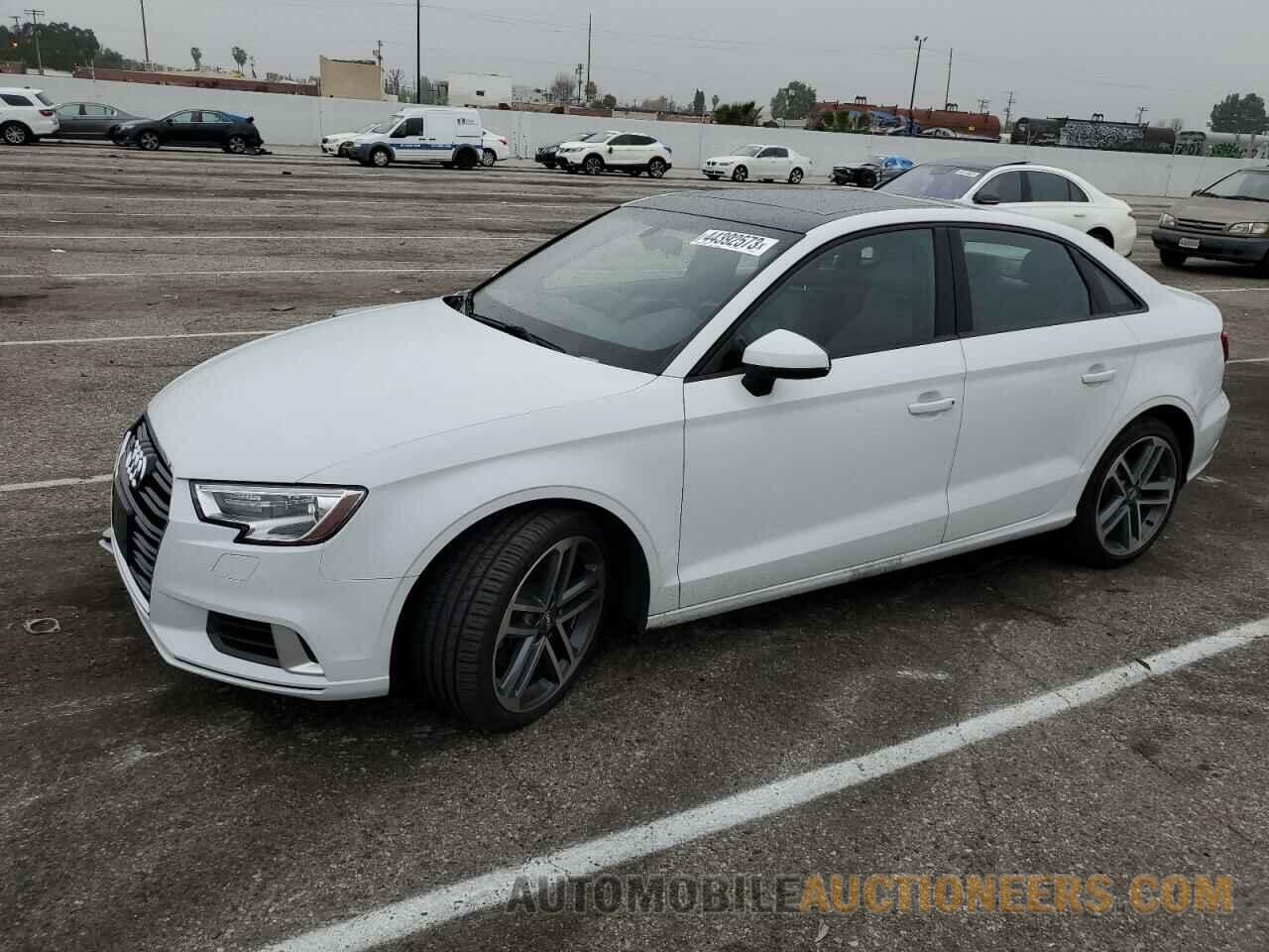 WAUAUGFF8J1092397 AUDI A3 2018