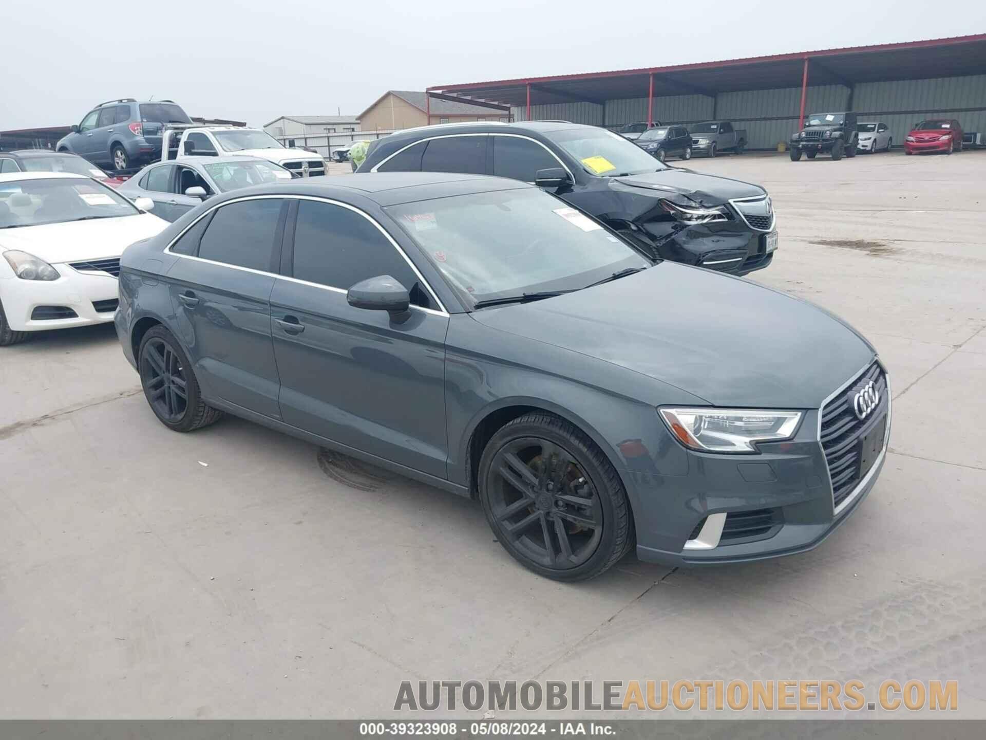 WAUAUGFF8K1010492 AUDI A3 2019