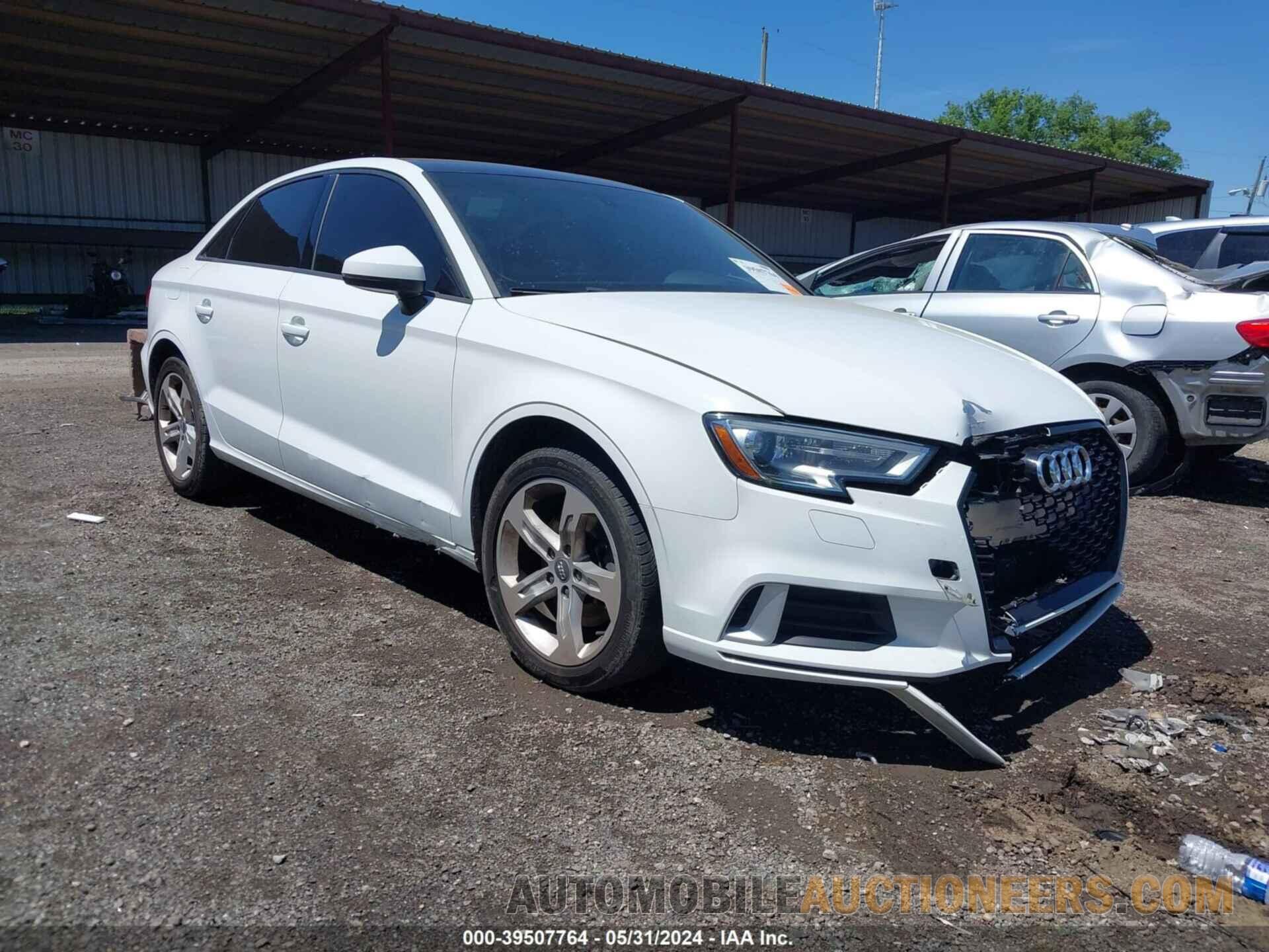 WAUAUGFF9H1030680 AUDI A3 2017