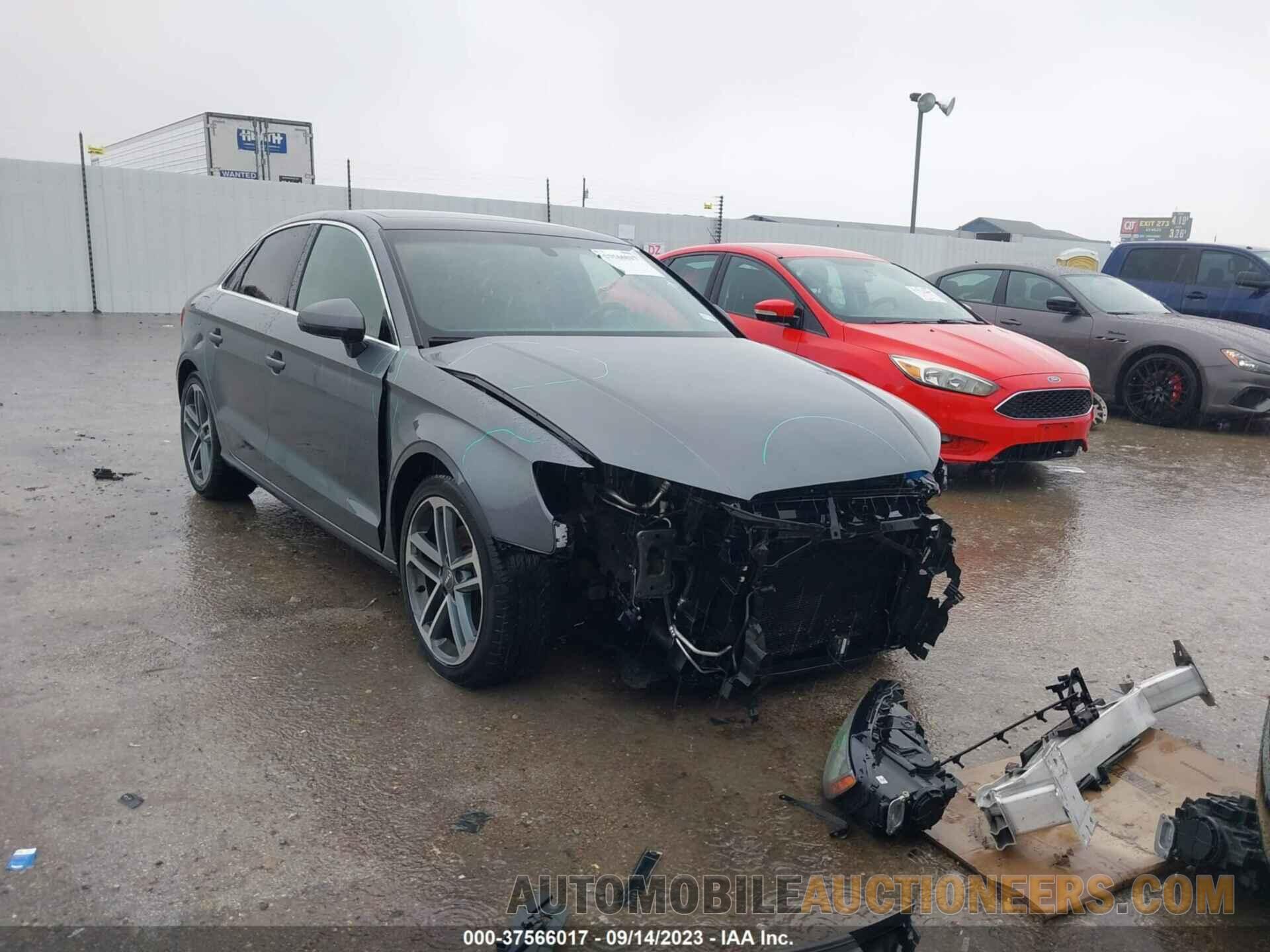 WAUAUGFF9K1026703 AUDI A3 2019