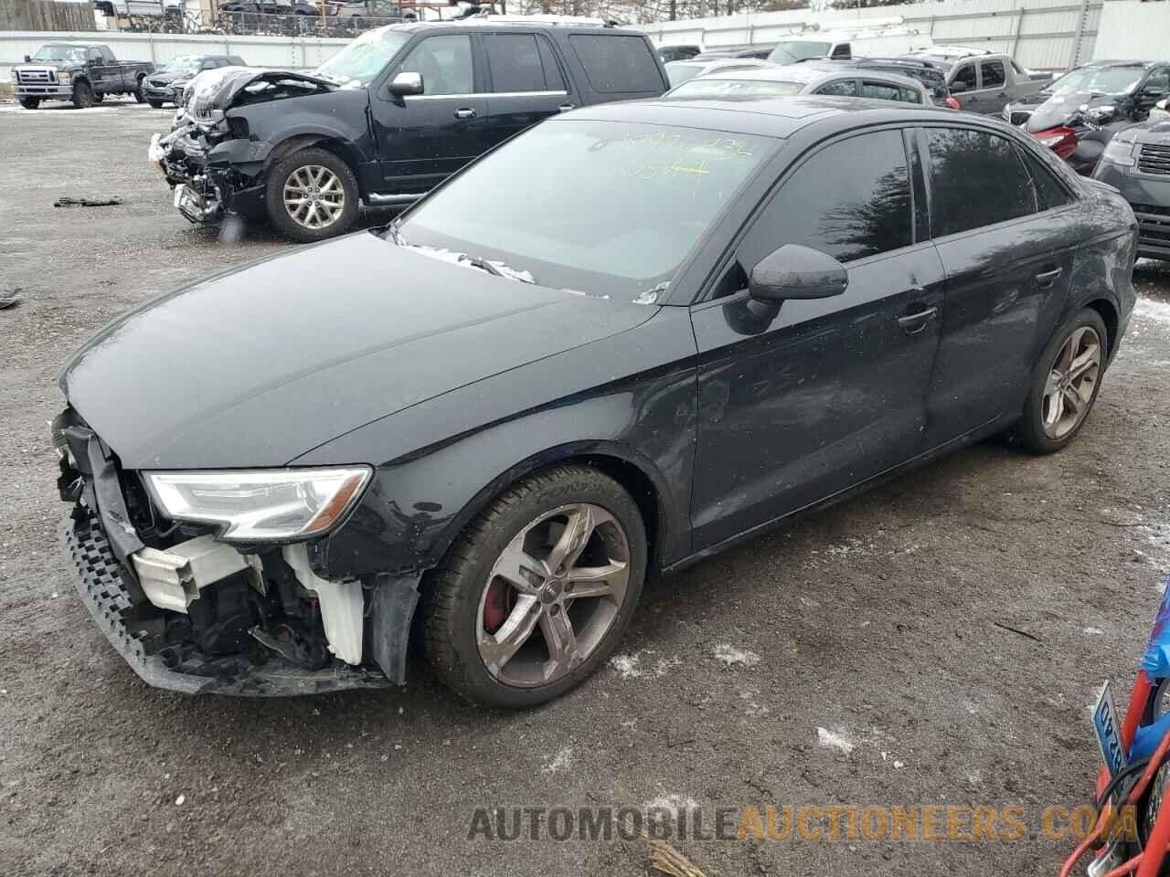 WAUAUGFFXH1056575 AUDI A3 2017