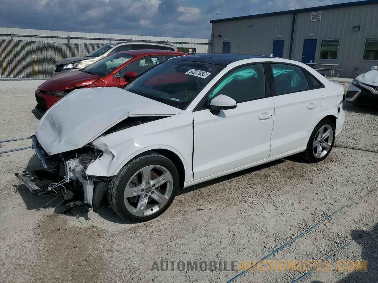 WAUAUGFFXJ1004076 AUDI A3 2018