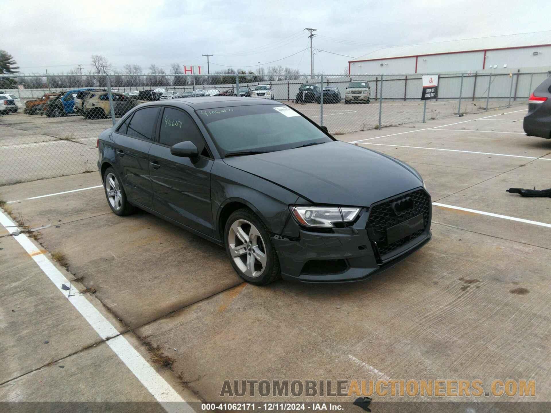 WAUAUHFF1J1048585 AUDI A3 2018