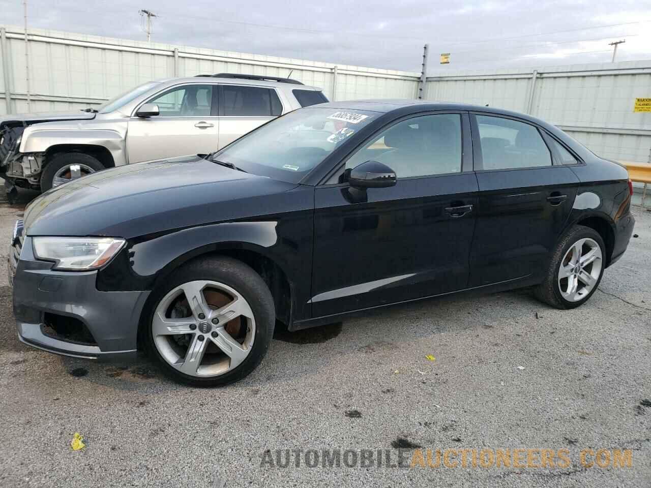 WAUAUHFF4H1073104 AUDI A3 2017