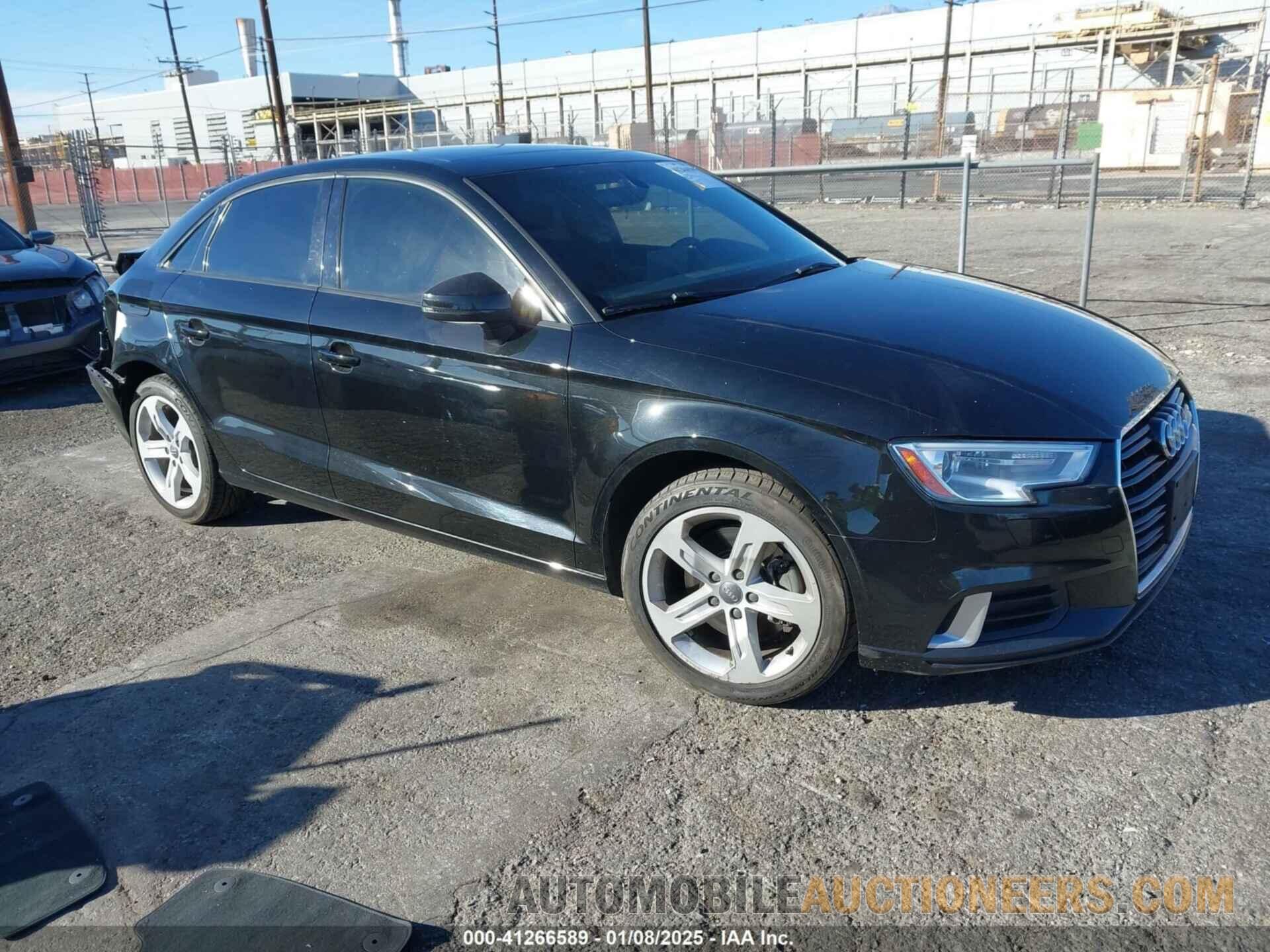 WAUAUHFF6J1048226 AUDI A3 2018