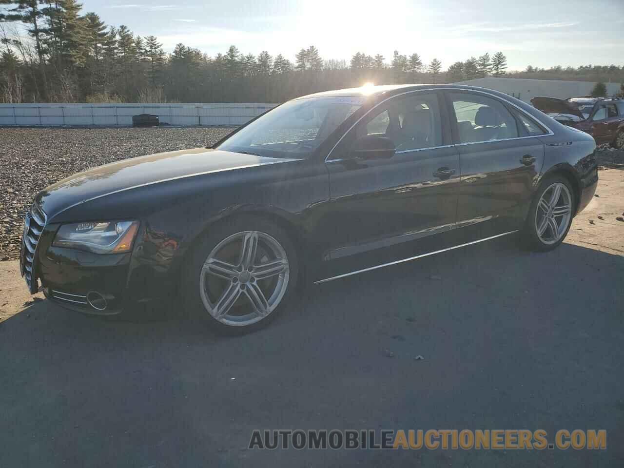 WAUAVAFD8BN025155 AUDI A8 2011