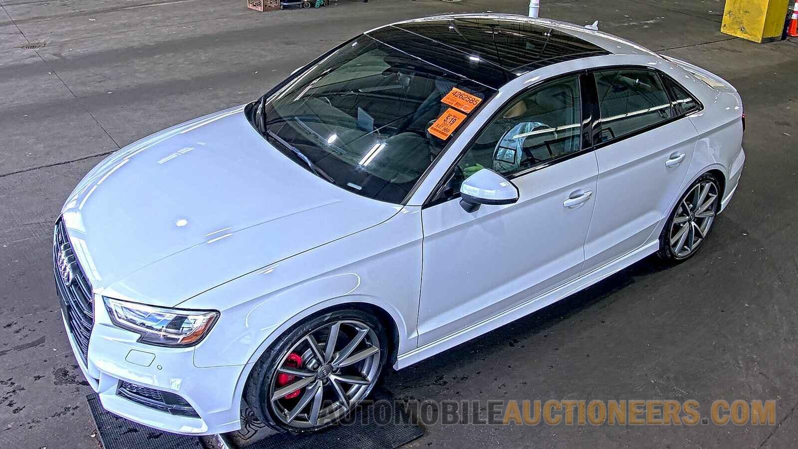 WAUB1GFF4H1056892 Audi S3 2017