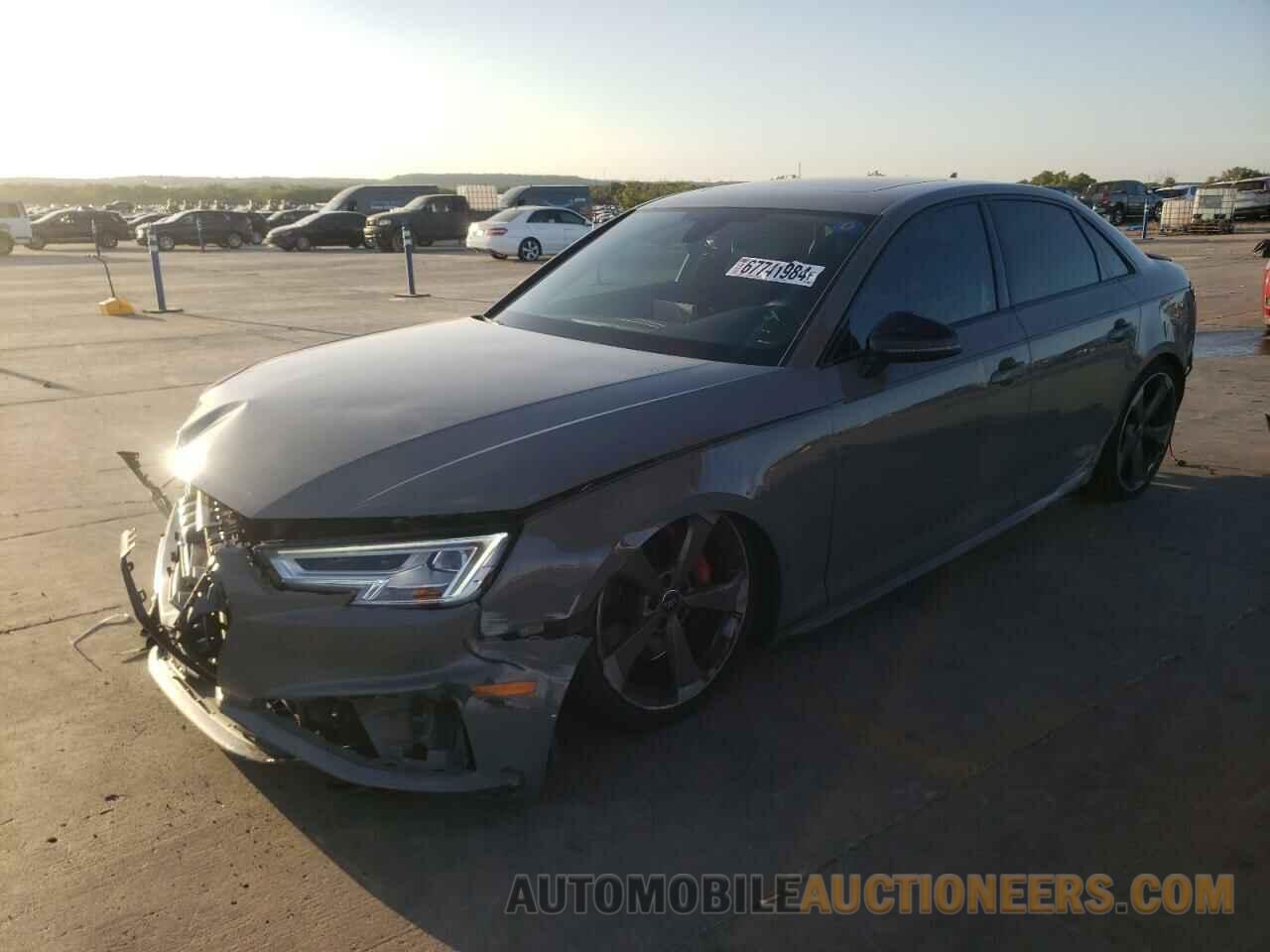 WAUB4AF46KA085501 AUDI S4-RS4 2019