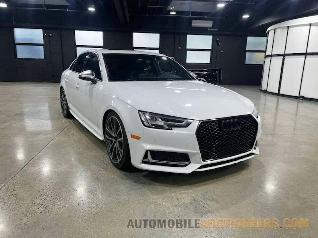 WAUB4AF47JA003077 AUDI S4-RS4 2018