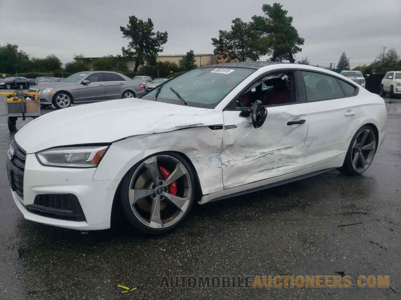 WAUB4CF50KA059240 AUDI S5-RS5 2019