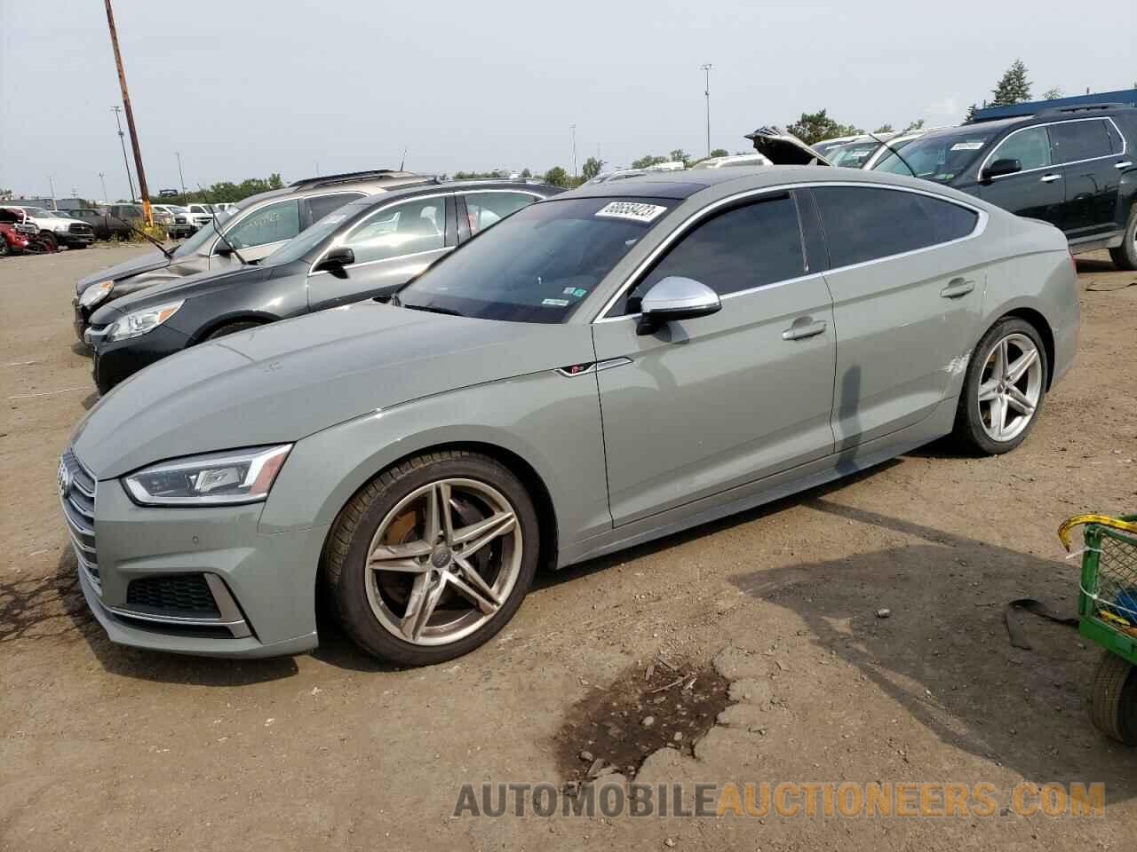 WAUB4CF51KA047761 AUDI S5-RS5 2019