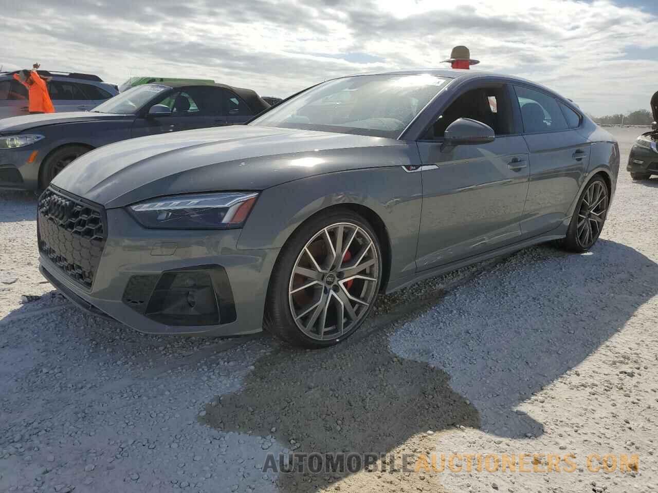 WAUB4CF51NA029040 AUDI S5-RS5 2022