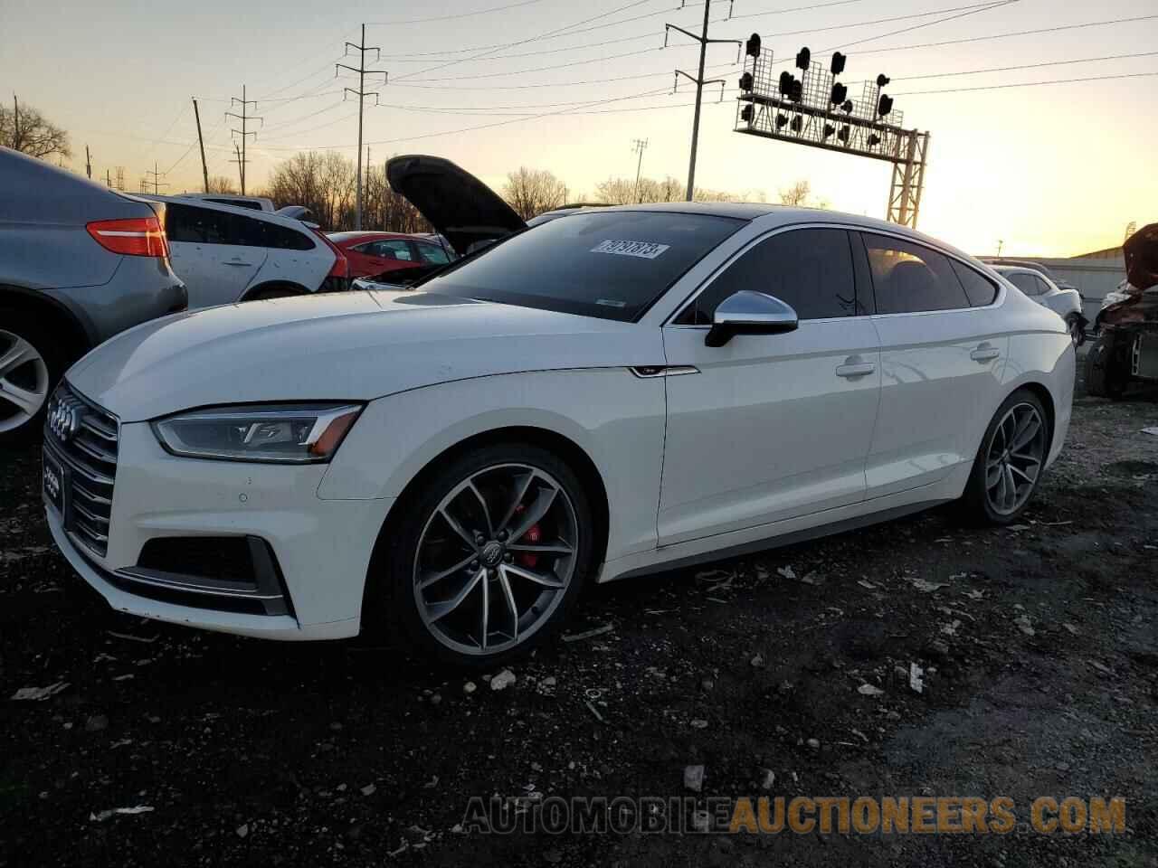 WAUB4CF57JA031174 AUDI S5-RS5 2018