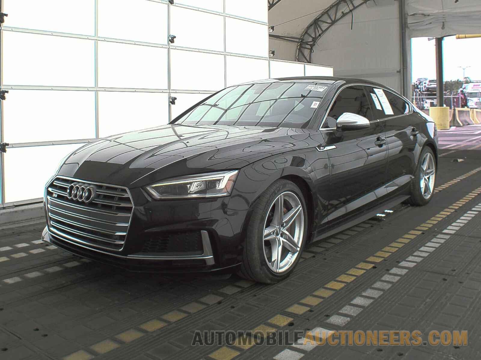 WAUB4CF57JA044197 Audi S5 Sportback 2018