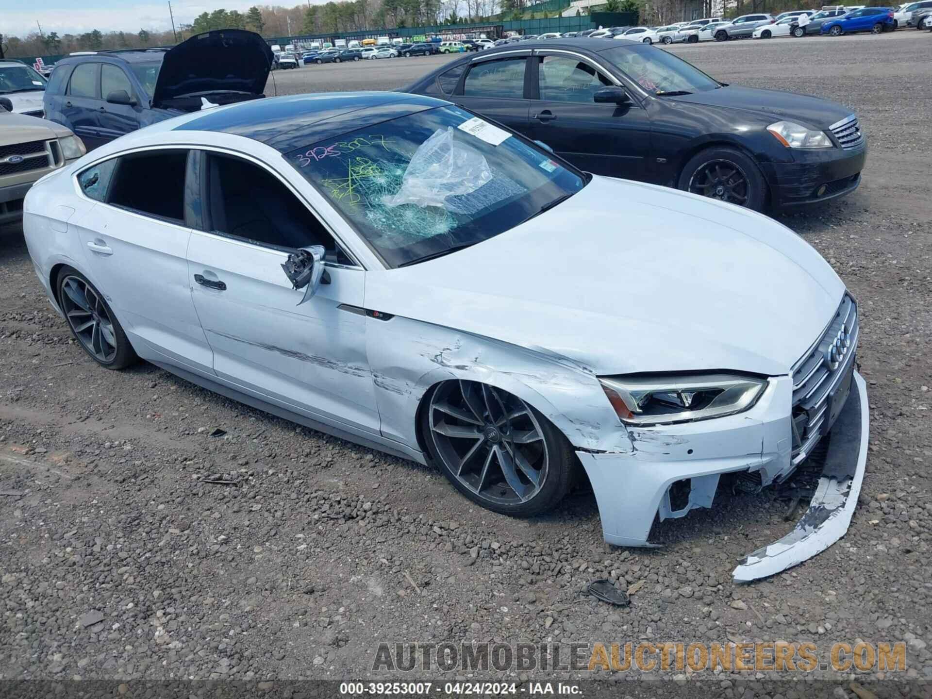 WAUB4CF58KA090798 AUDI S5 2019