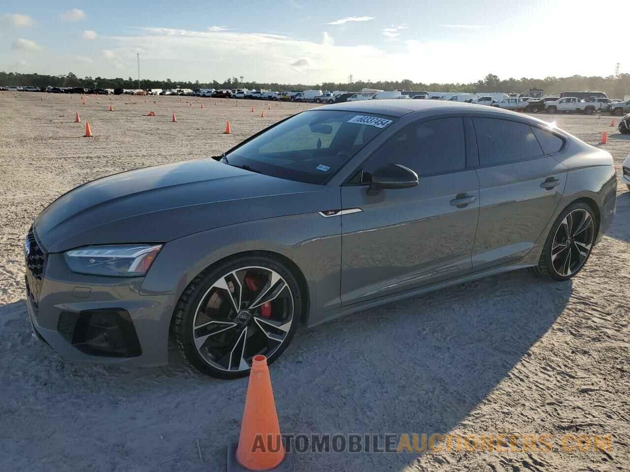 WAUB4DF54MA007067 AUDI S5-RS5 2021