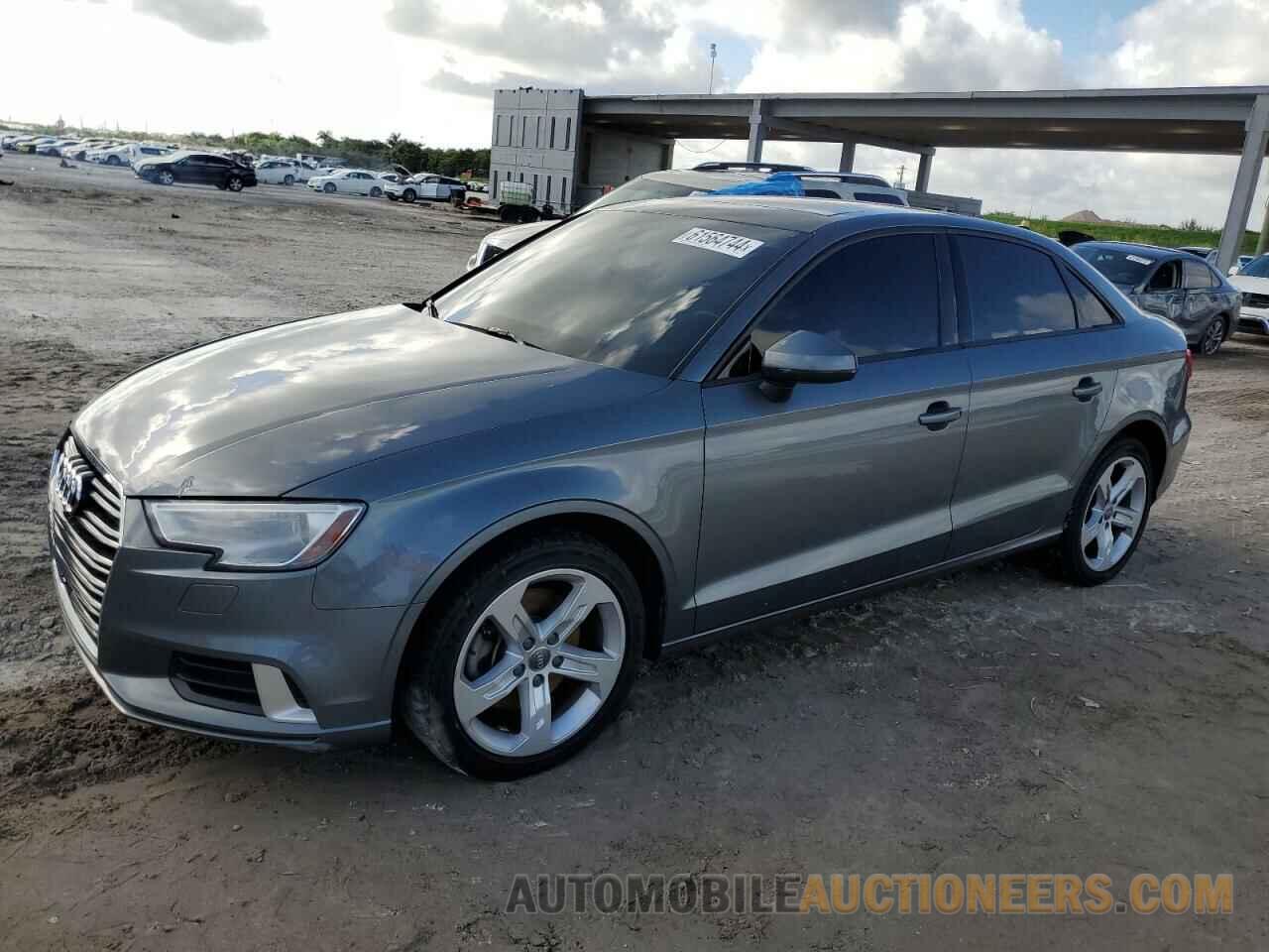 WAUB8GFF1J1024063 AUDI A3 2018