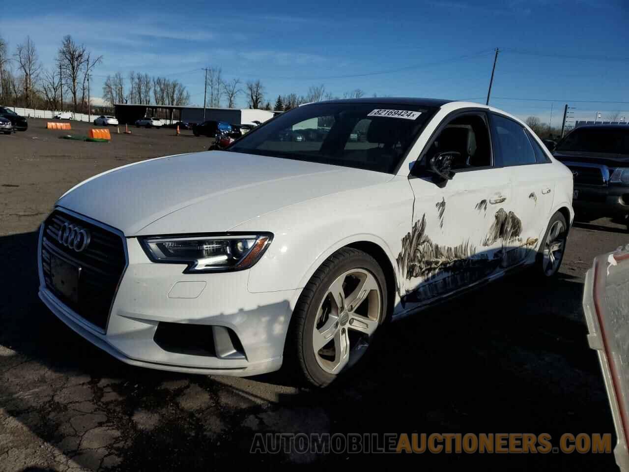 WAUB8GFF2H1031811 AUDI A3 2017