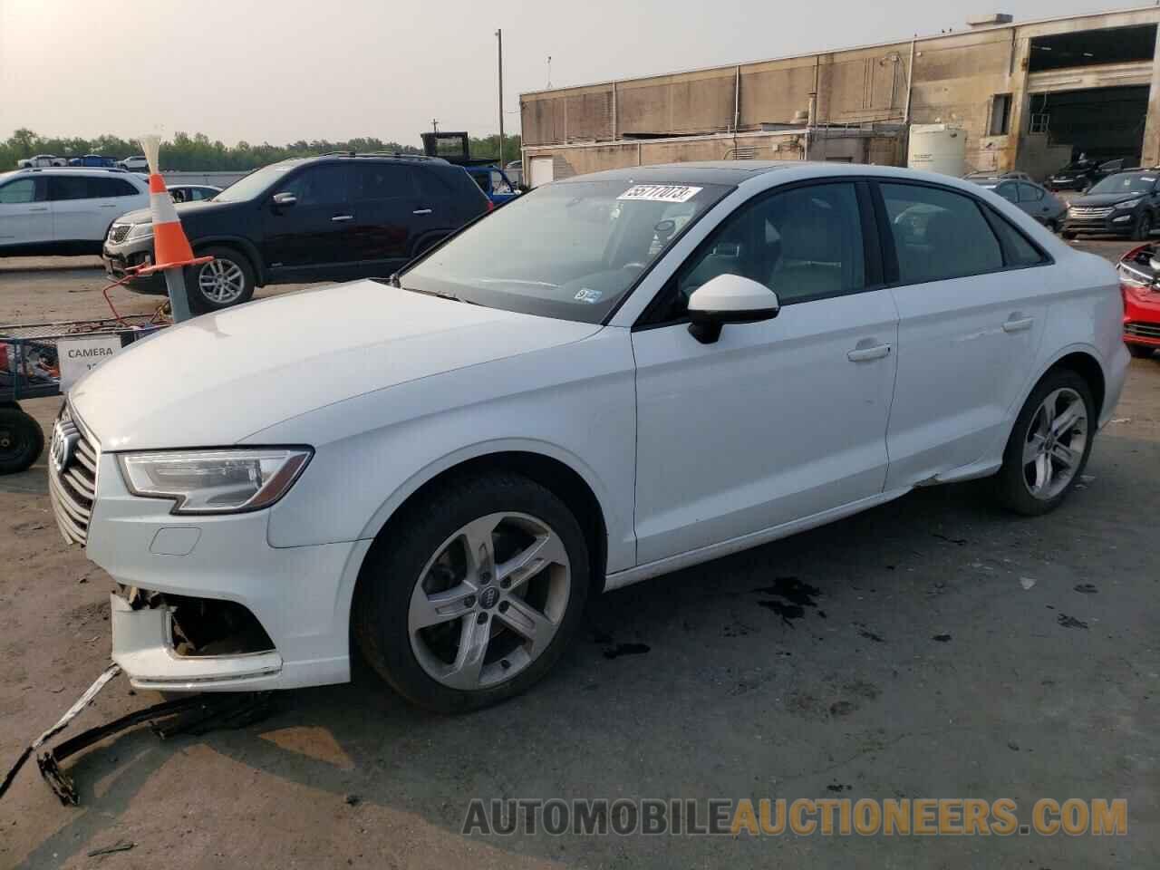 WAUB8GFF5H1044388 AUDI A3 2017