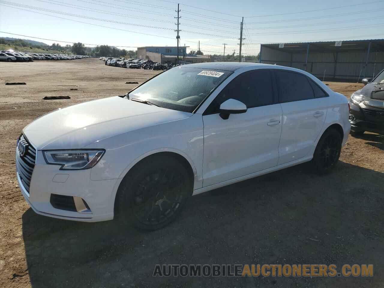 WAUB8GFF8J1009334 AUDI A3 2018