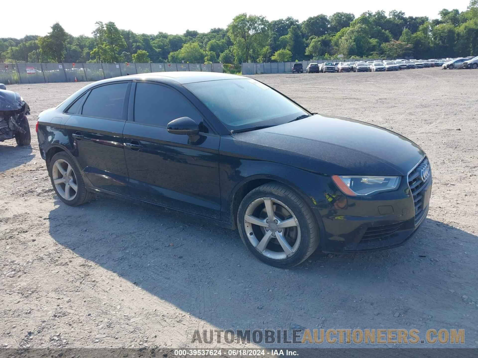 WAUB8GFFXG1085081 AUDI A3 2016