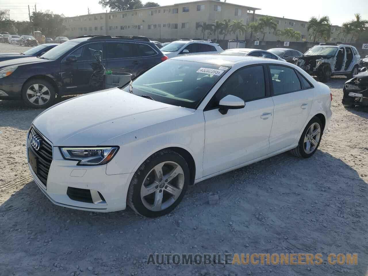 WAUB8GFFXH1009863 AUDI A3 2017