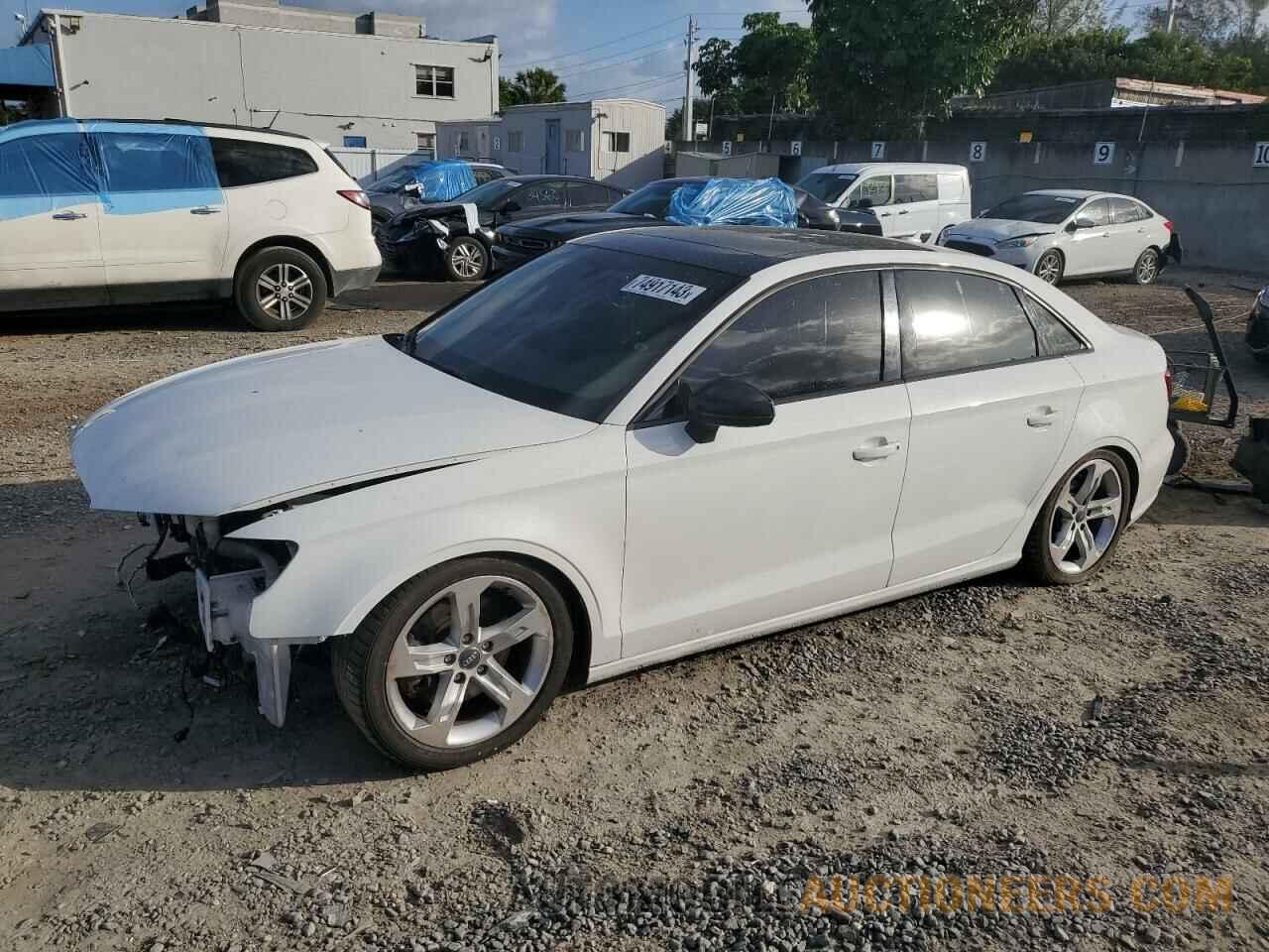 WAUB8GFFXH1069996 AUDI A3 2017