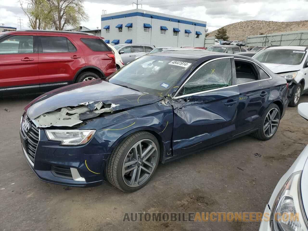 WAUBEGFF3KA113773 AUDI A3 2019