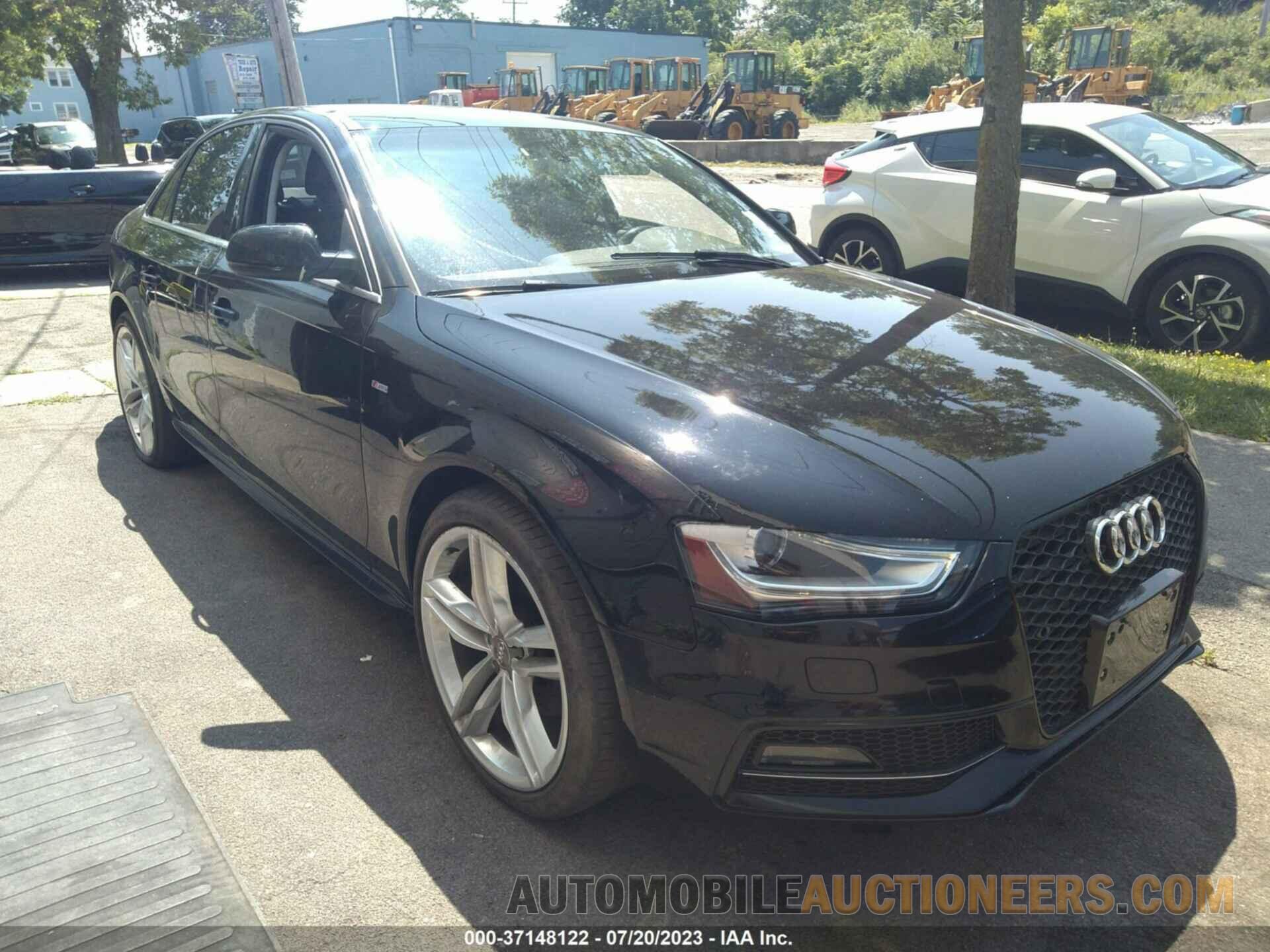 WAUBFAFLXFN038245 AUDI A4 2015