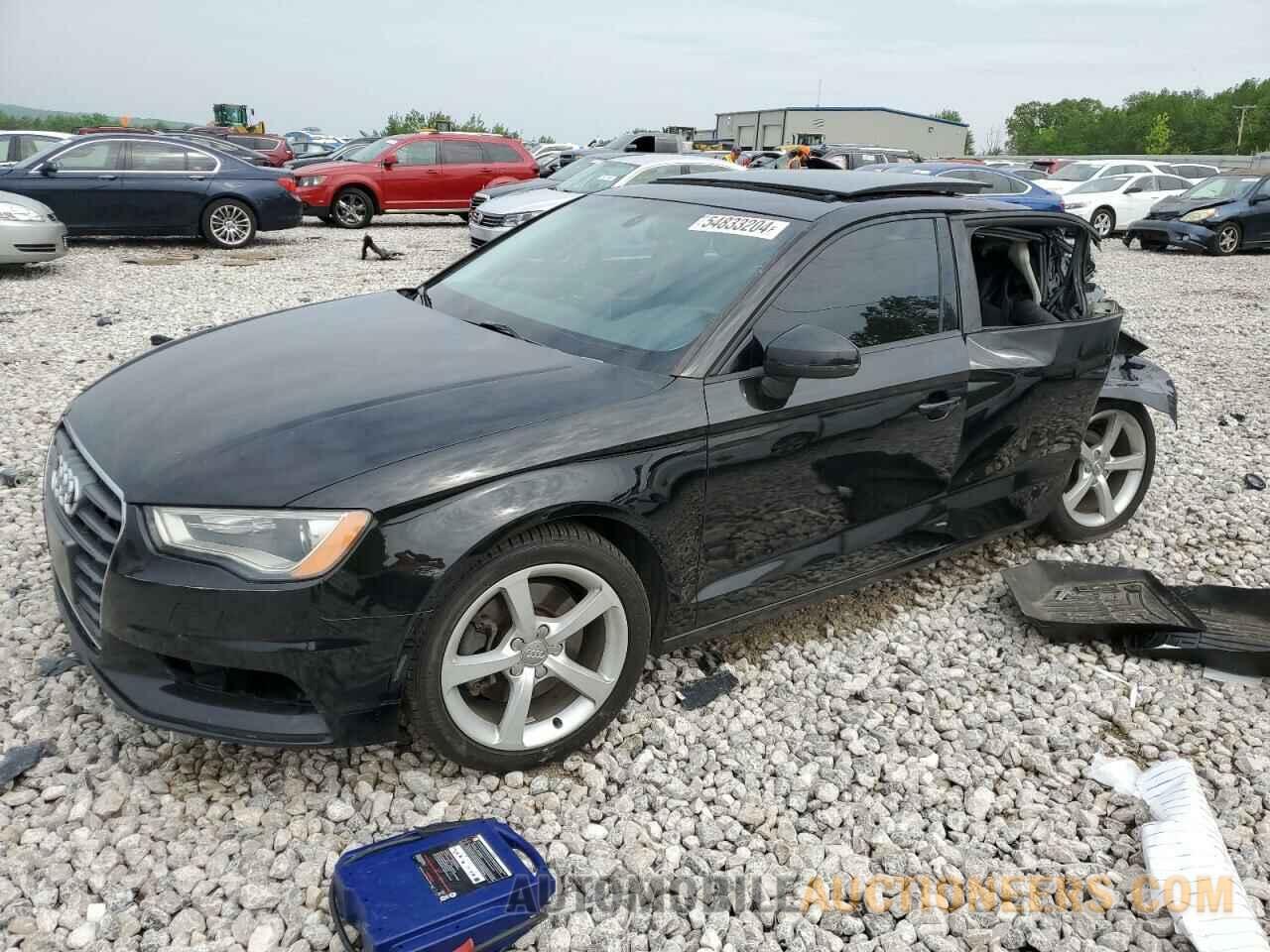 WAUBFGFF0F1008305 AUDI A3 2015